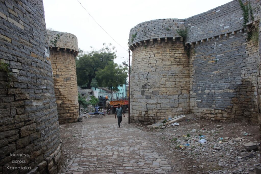 03 Malkhed Rastrakuta fort